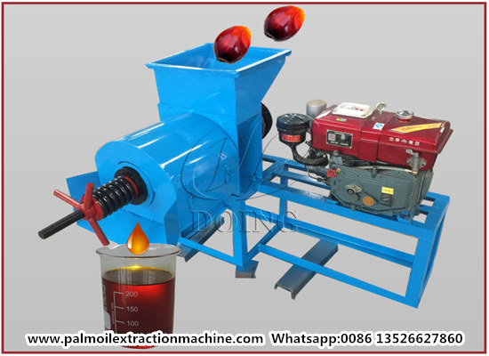 A Colombian customer successfully ordered a 500kg/h palm oil press machine from Henan Doing Company
