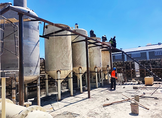 10tpd palm oil refinery and fractionation machine is under installation in Kenya